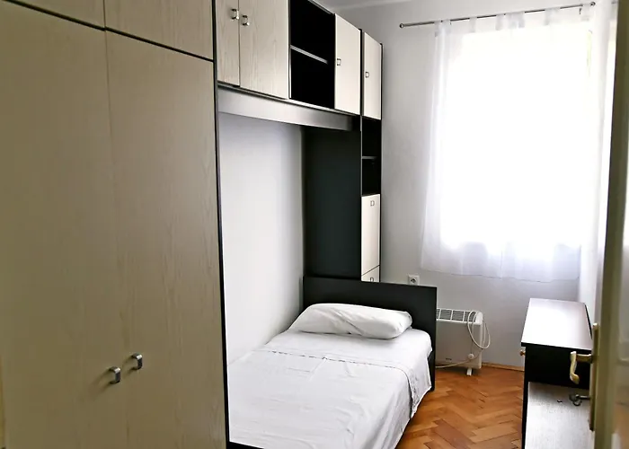 Apartament With A View *