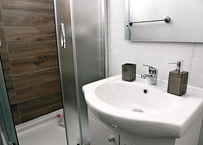 アパート With A View *